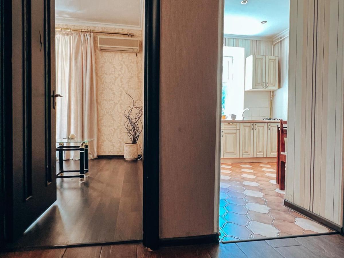 Квартира В Центре Крещатика Kijów Zewnętrze zdjęcie